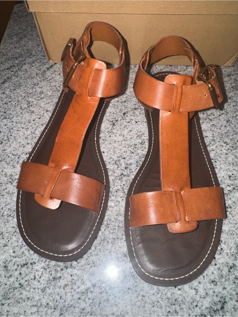 Steve Madden Brazinn Tan Cognac Brown T‑Strap Leather Sandals